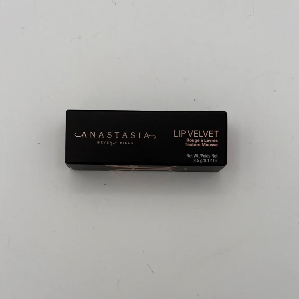 Anastasia Beverly Hills Blackberry Lip Velvet